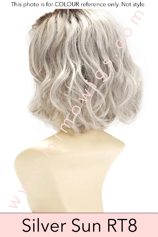 Included / SILVER SUN RT8 ••• Iced Blonde Dusted with Soft Sand & Golden Brown Roots / Average