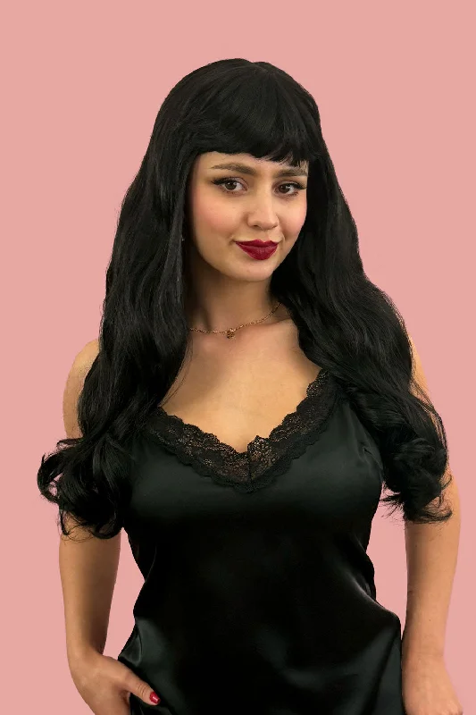 Long black wavy wig with pinup-style fringe: Lisha